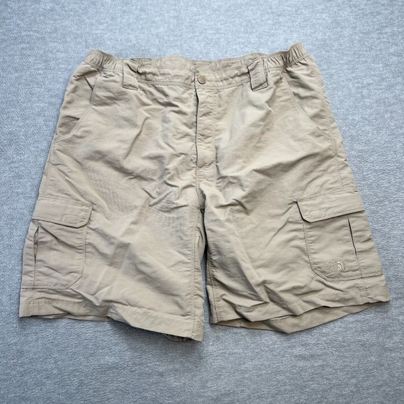 The North Face Shorts Mens XL Beige Cargo Nylon Hiking‎ Climbing Elastic Waist - Picture 1 of 10